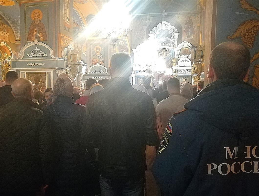 Пасхальные богослужения в Костроме прошли без нарушений правил пожарной безопасности