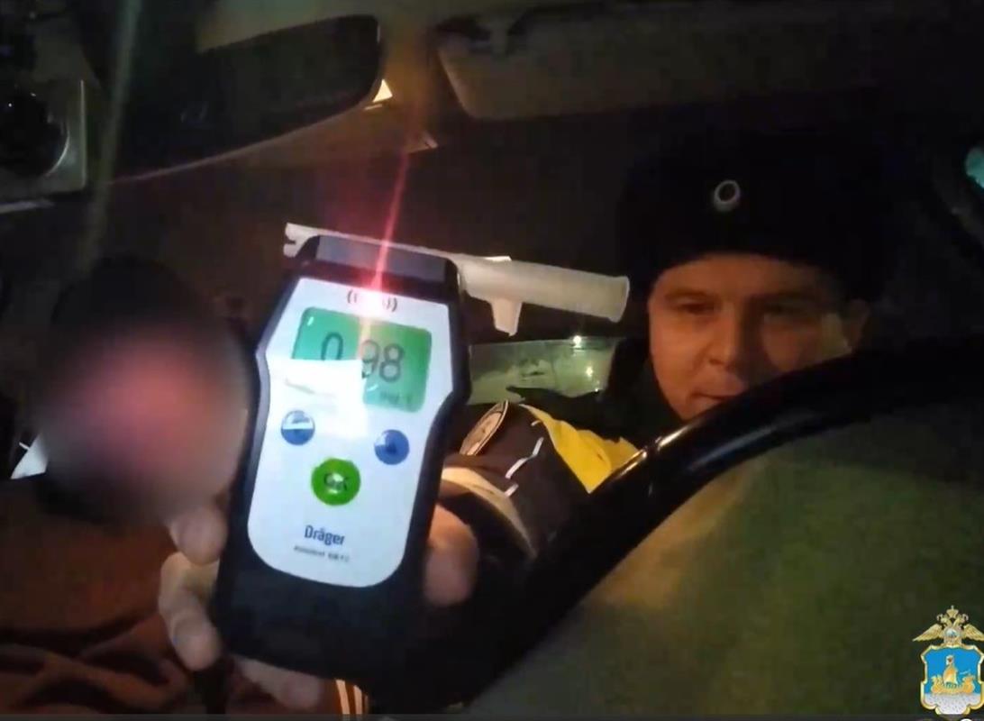 Нетрезвый мотоциклист разъезжал по улицам Костромы: его задержали