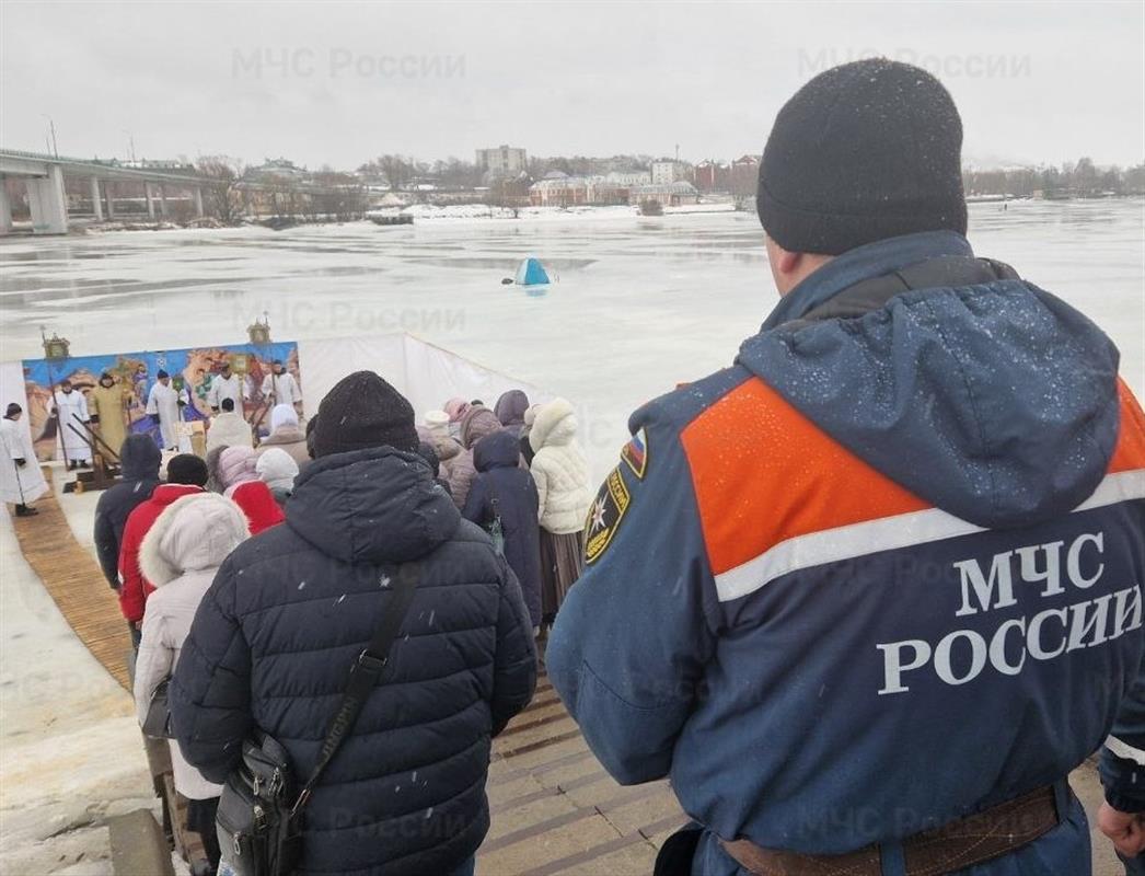 Крещенские купания в Костромской области прошли без происшествий