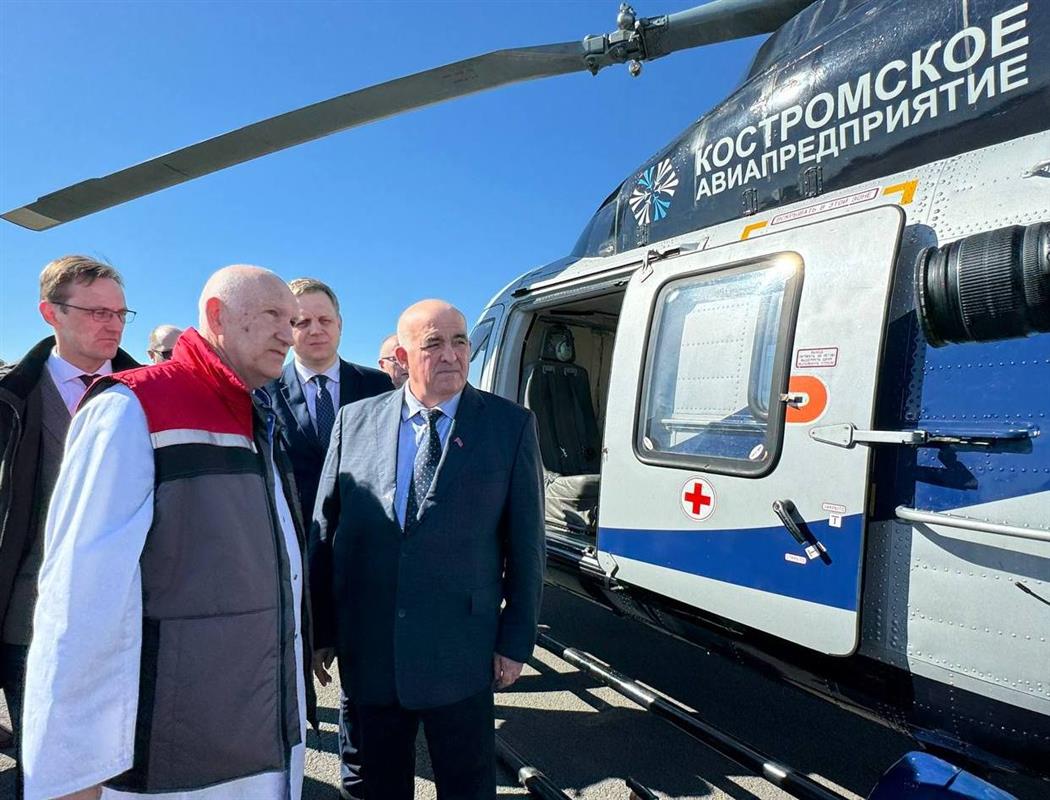 Медицинский спецназ: костромской санитарной авиации - 80 лет 