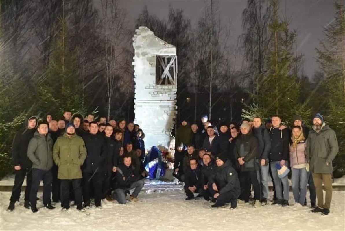Болельщики ФК «Зенит» из десяти российских городов сыграли в футбол в Костроме 