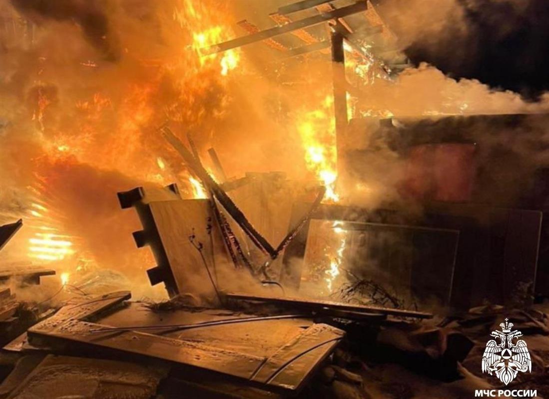 За сутки в Костромской области сгорели две бани
