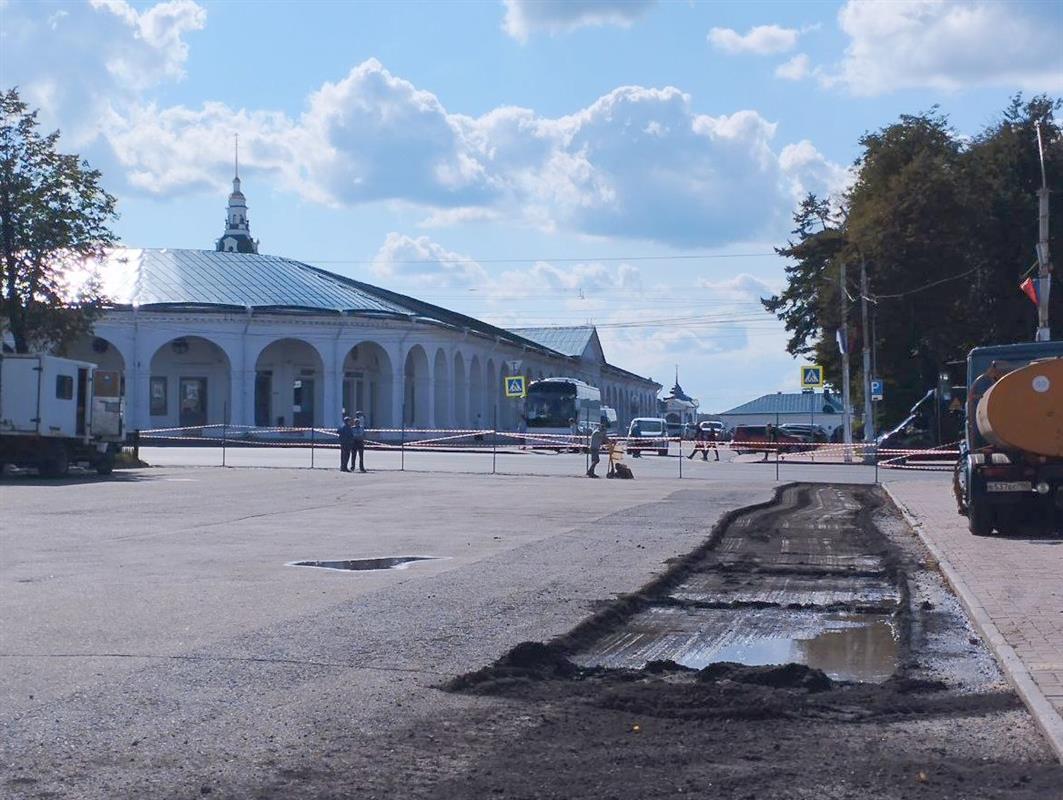 В Костроме начался ремонт очередного участка Сусанинской площади 