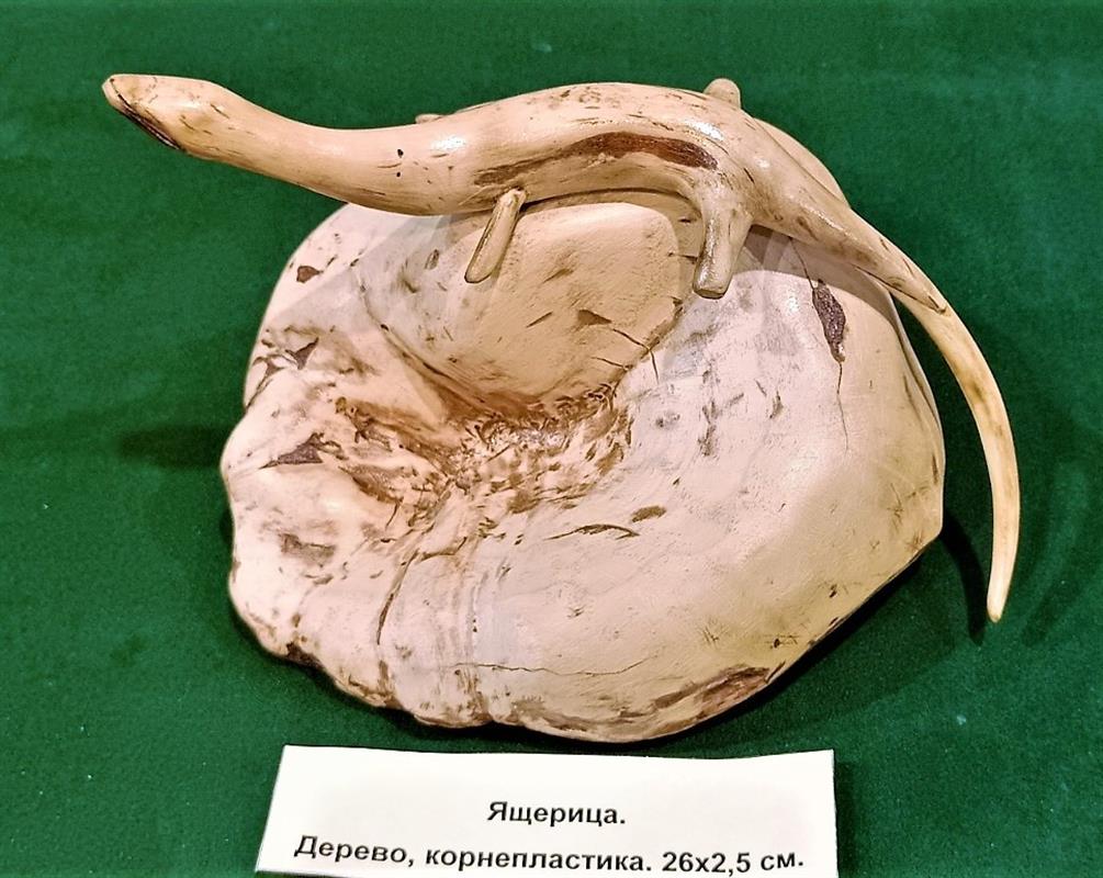 Выставка заслуженного мастера народных художественных промыслов открылась в Костроме 
