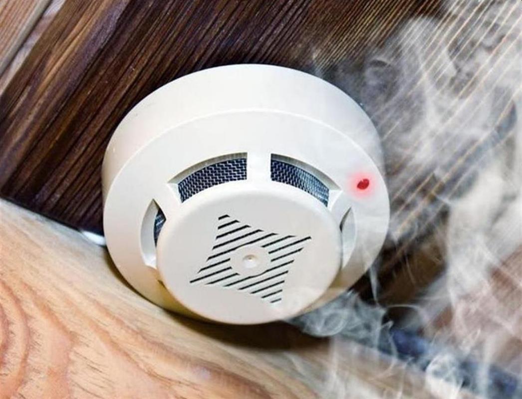 Жильё почти тысячи костромских семей бесплатно оборудовали пожарными извещателями