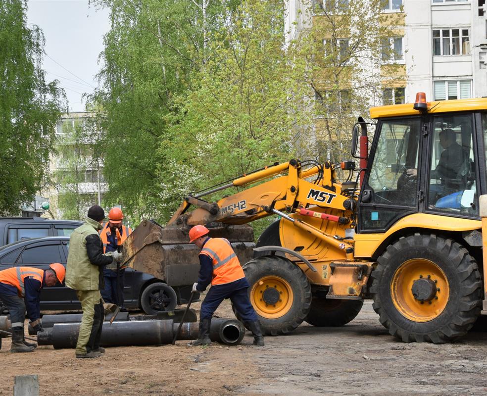 В Костроме замену тепловых сетей проводят большими участками