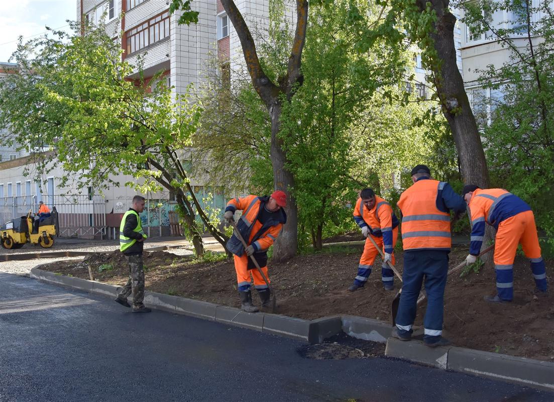 На главной костромской улице сделают новый асфальт