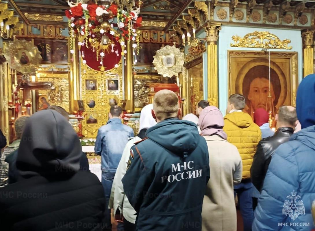Костромичам напомнили правила пожарной безопасности при посещении храмов в Пасху
