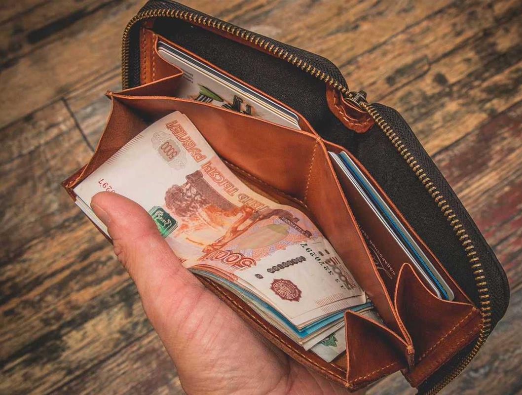 Вовремя пришедший внук спас костромскую пенсионерку от мошенников