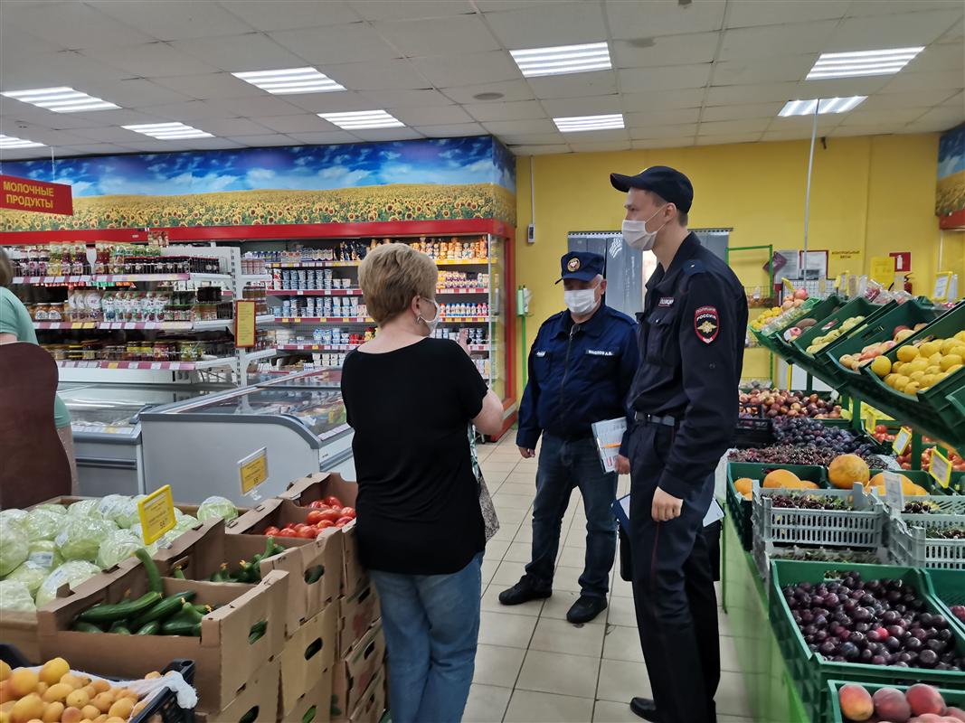Костромичи надевают маски только после того, как им пригрозят штрафом

