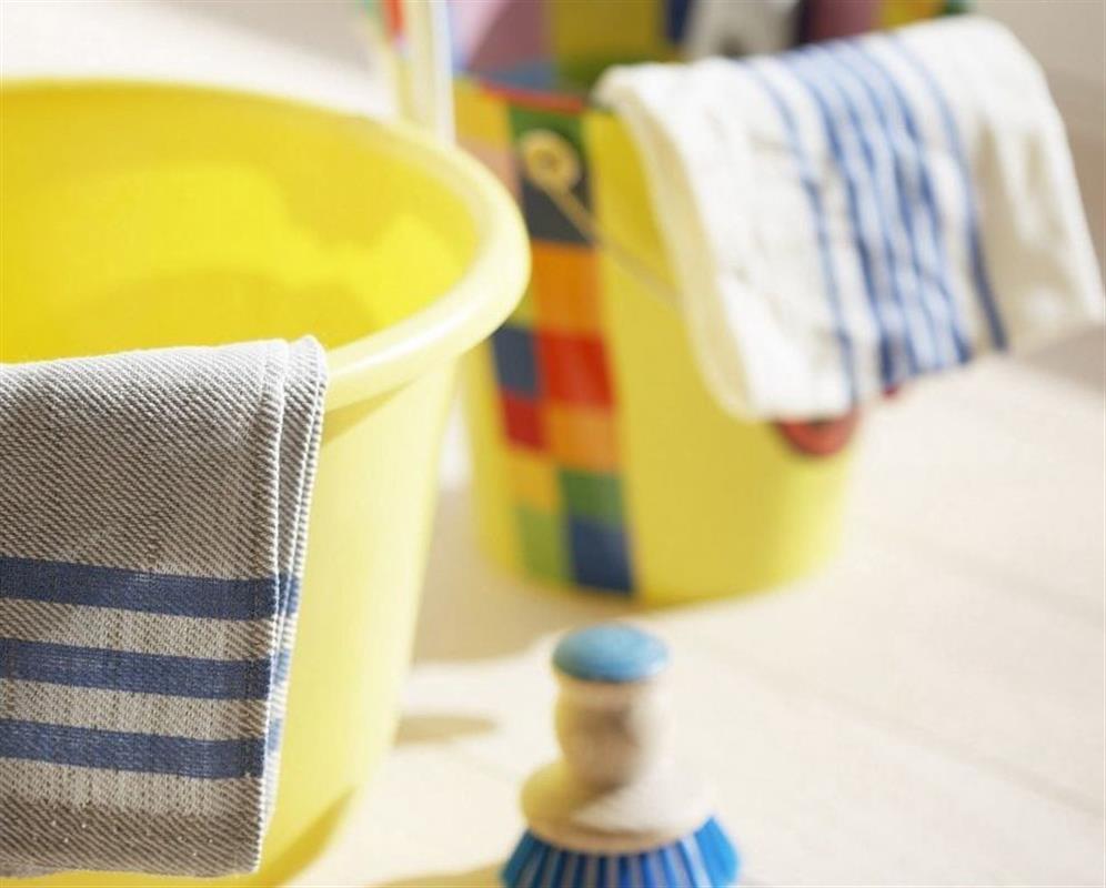 Жители общежития в Костроме после визита ОНФ провели у себя субботник