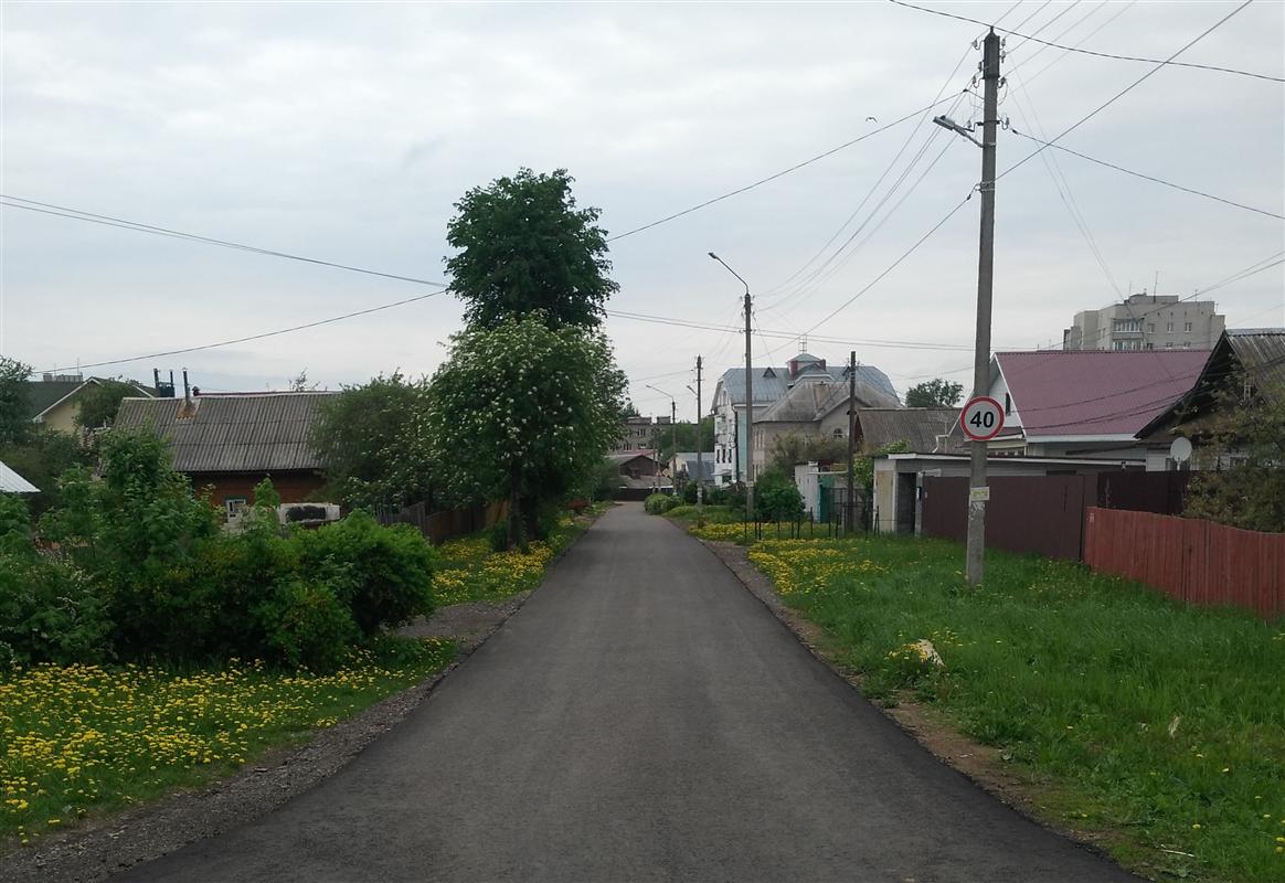 В Костроме ремонтируют подъезды к детским садам и школам