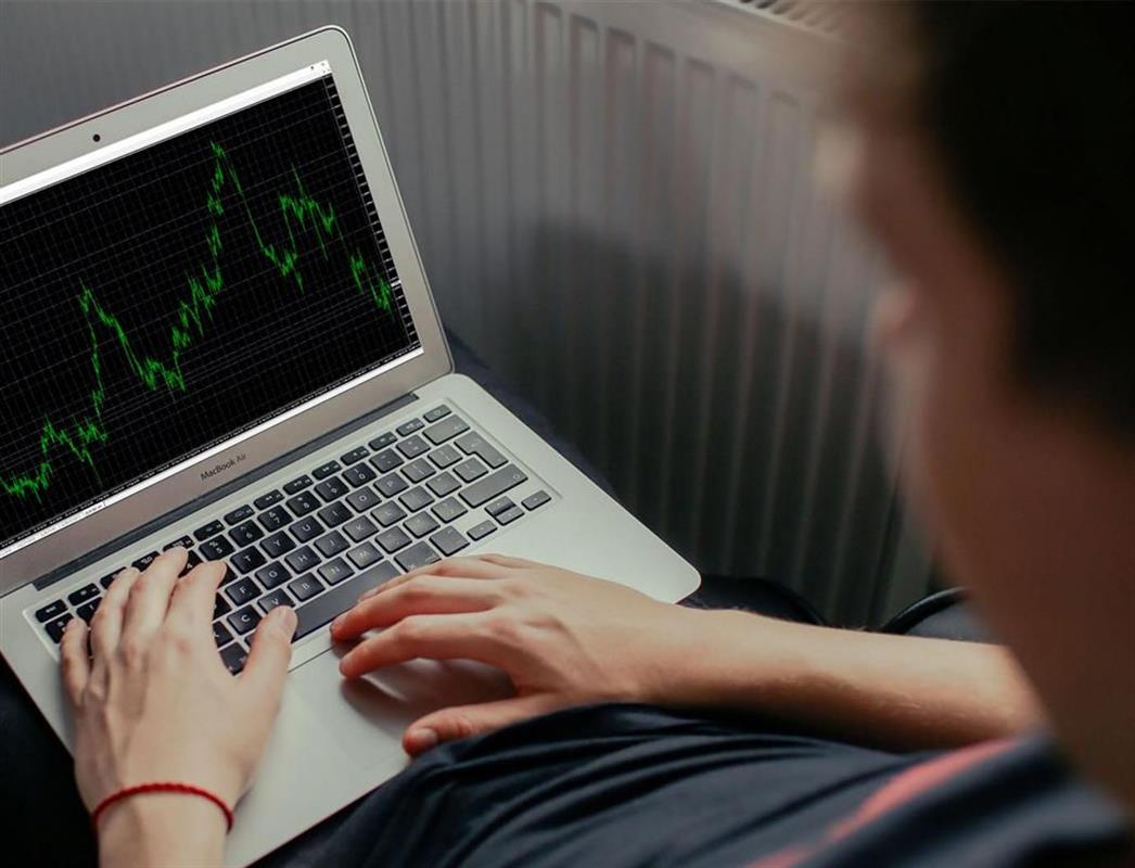 Костромич поверил мошенникам и вместо баснословного дохода получил одни убытки