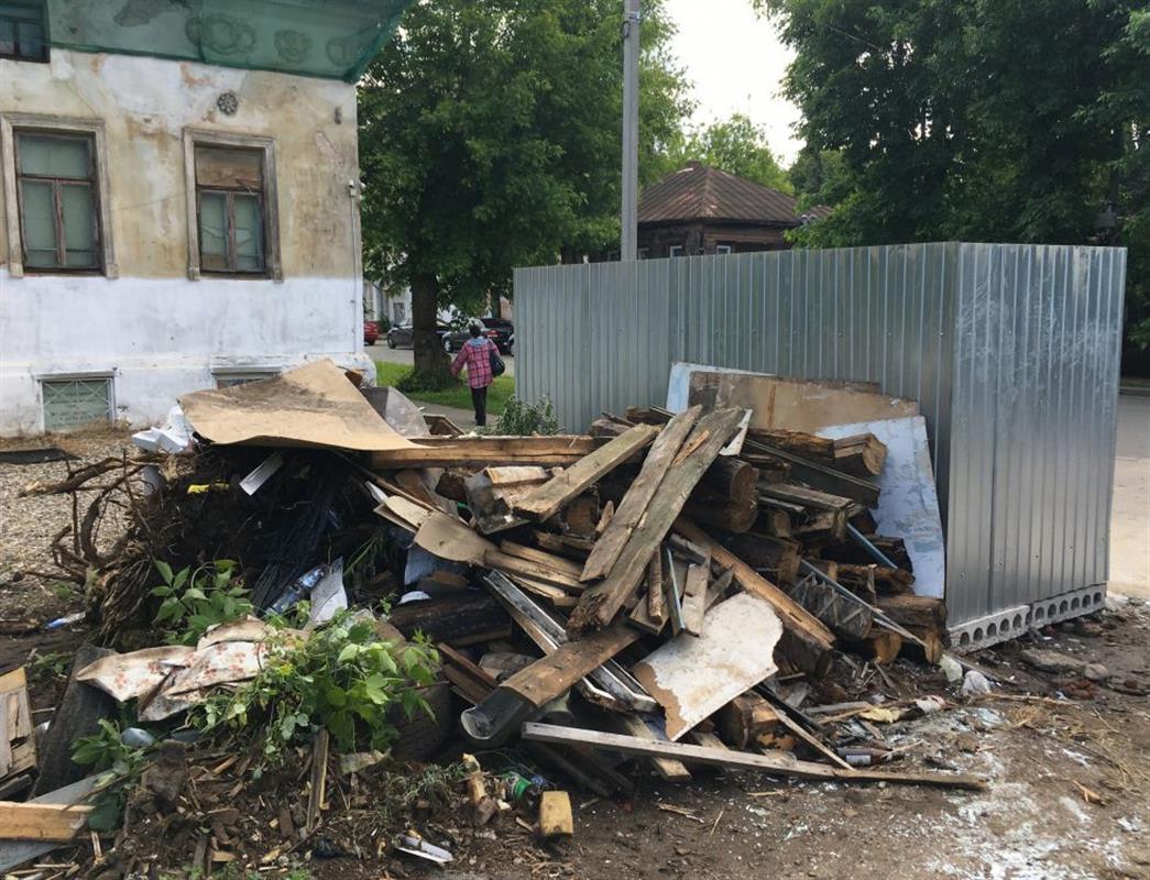 В Костроме приводят в порядок территории со стихийными свалками