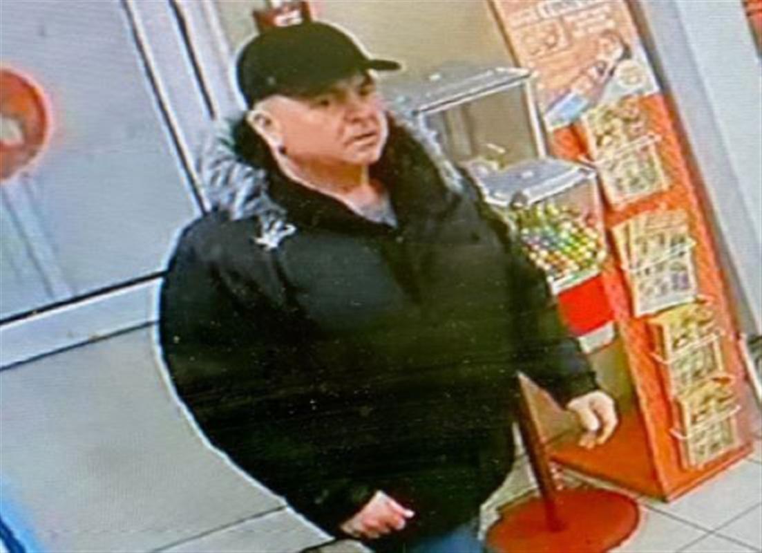 В Костроме разыскивают мужчину, подозреваемого в краже кошелька у пенсионерки