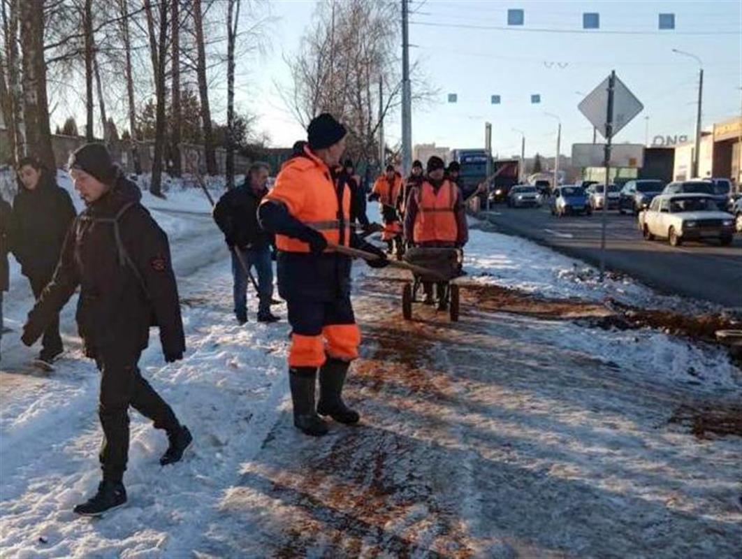 За одну ночь с улиц Костромы вывезли 3830 кубических метров снега