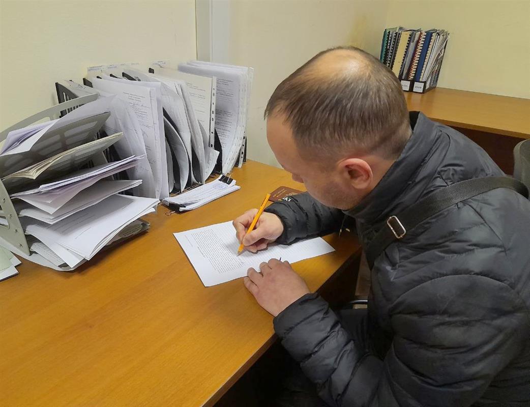 «Хочу помочь Родине и нашим ребятам»: костромичи подписывают контракты с Минобороны