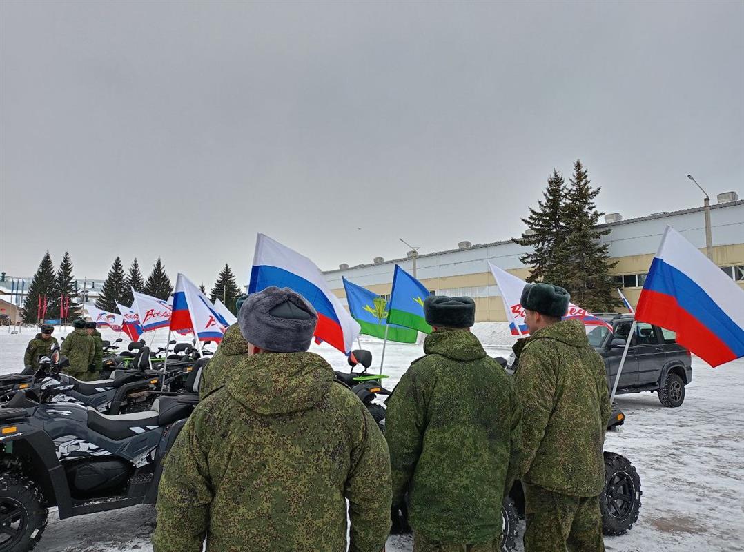 Костромичи отправили очередную партию техники военнослужащим землякам в зону СВО
