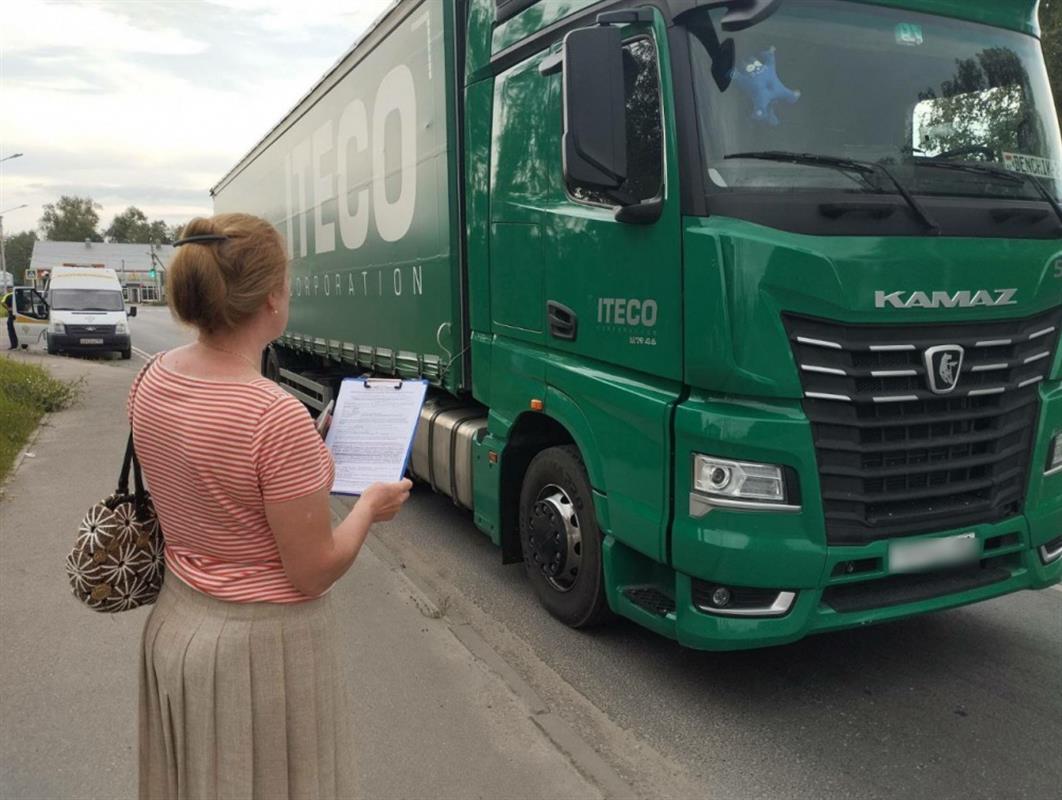 Водителей большегрузного транспорта, нарушающих ограничения, штрафуют в Костроме