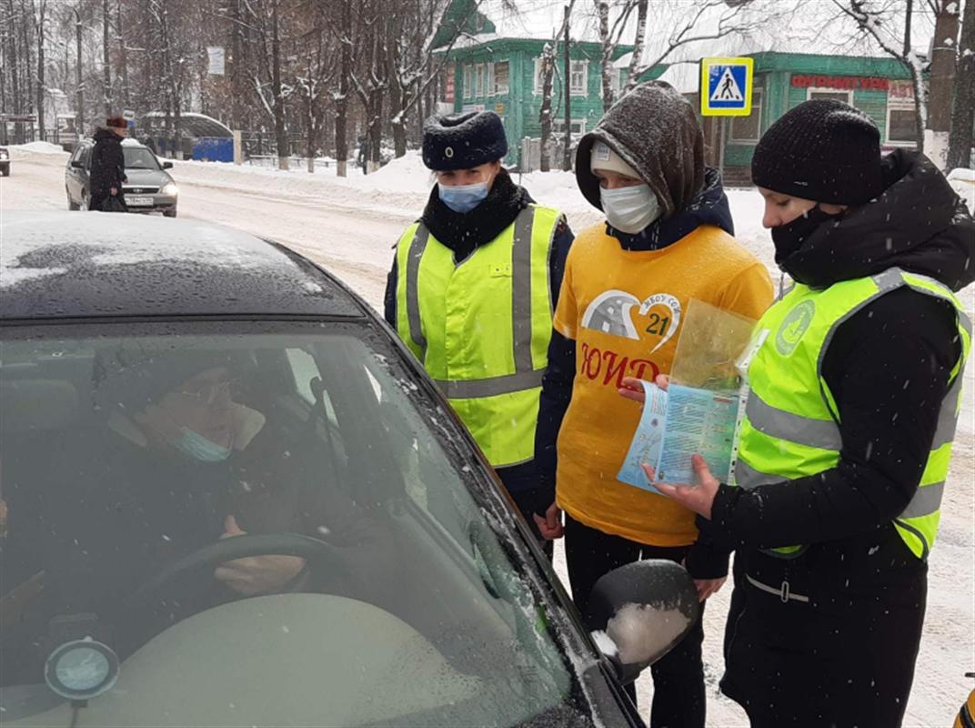 Более трехсот нарушений пресекли госавтоинспекторы на костромских дорогах 