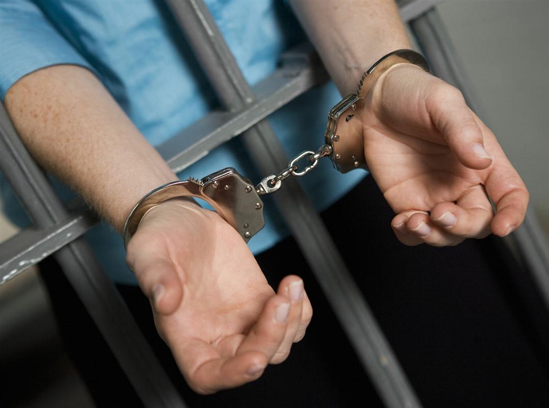 В Костроме задержали семейную пару с крупной партией наркотиков