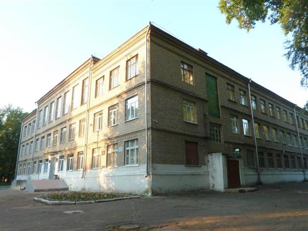 Комфортно и безопасно: в Костроме благоустраивают подход к школе №38 
