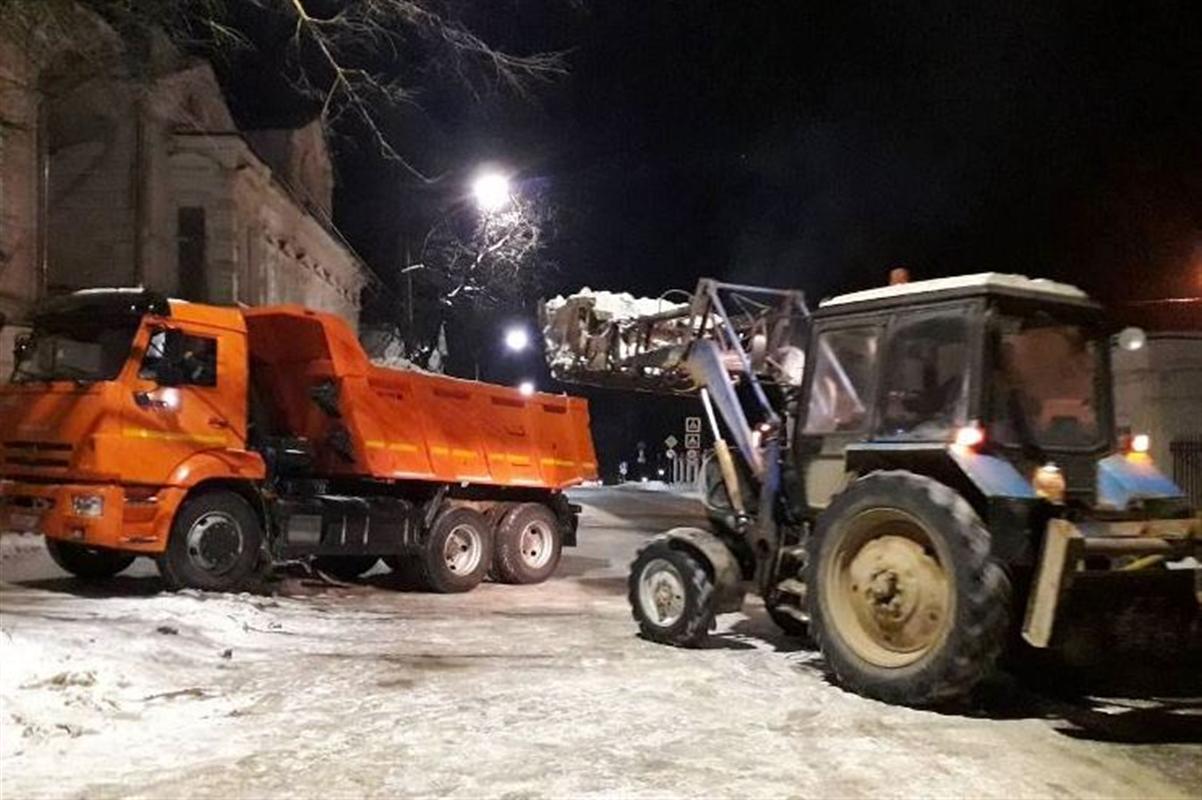 С костромских улиц вывезли более 2 тысяч кубометров снега