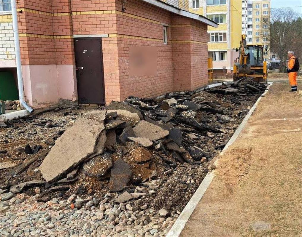 Благоустройство костромских дворов идёт полным ходом