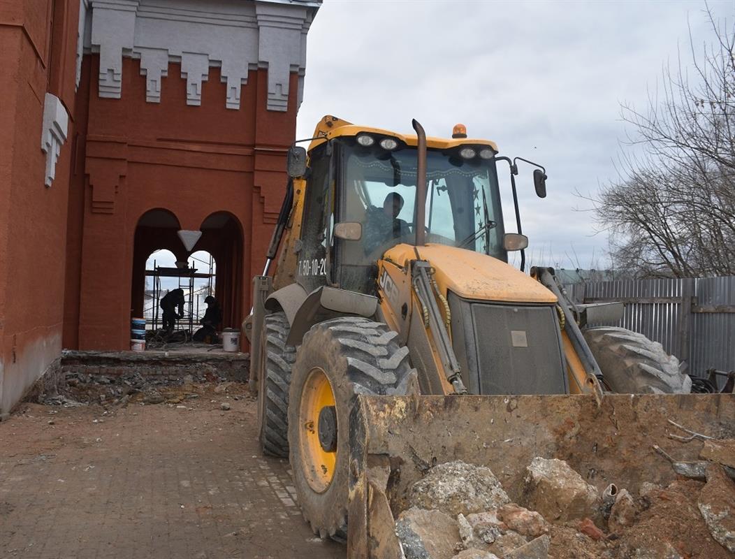 Ремонт Костромского театра кукол продолжает новый подрядчик