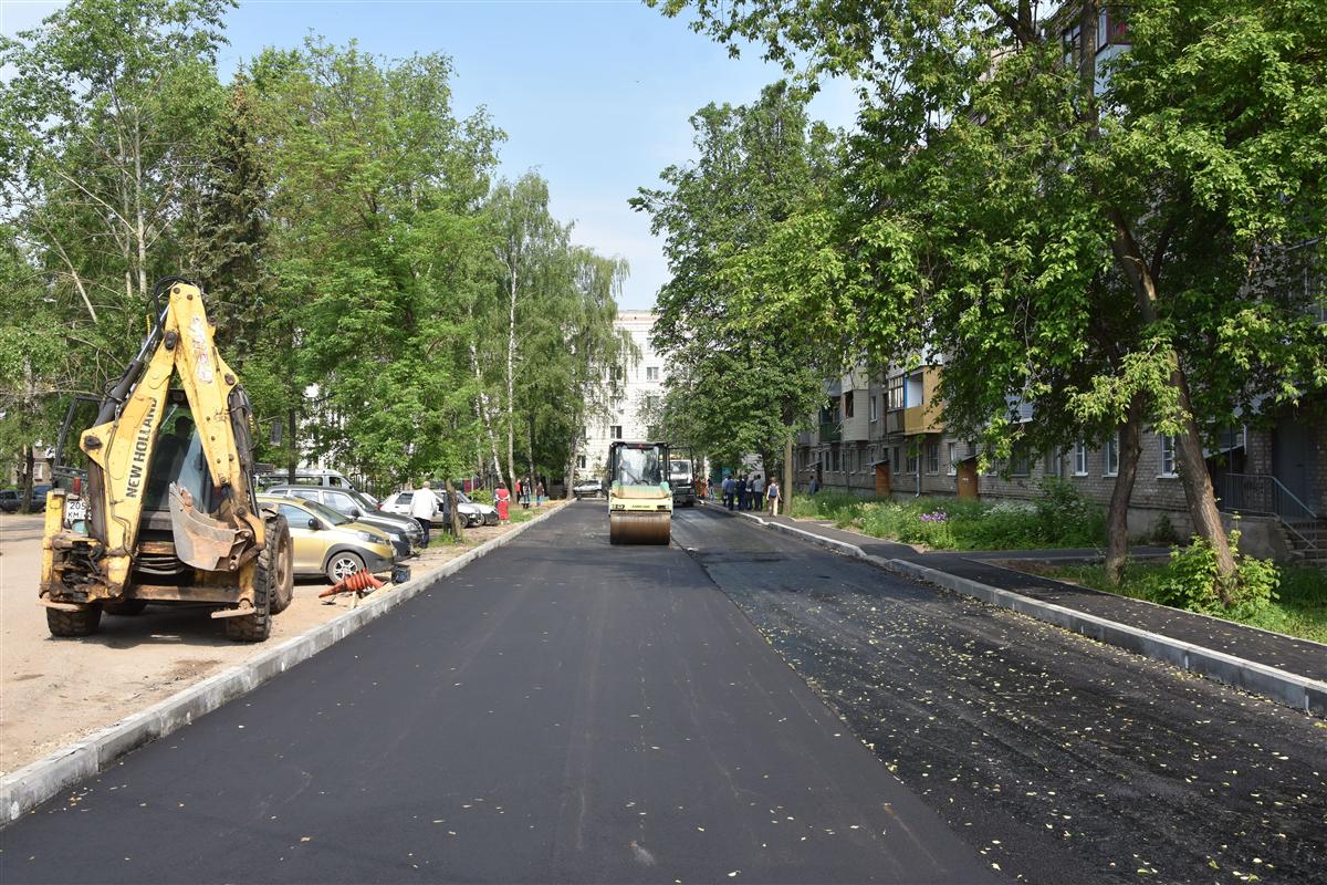 Еще 12 городских дворов преобразились