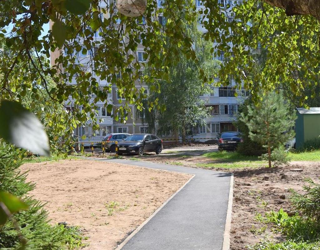 В Костроме началась приемка благоустроенных по нацпроекту дворов