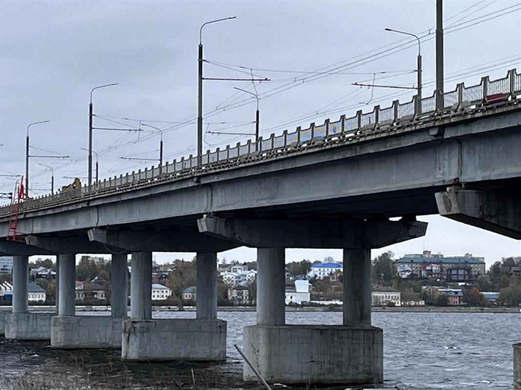 На время работ на мосту через Волгу костромские предприятия скорректируют свои графики 
