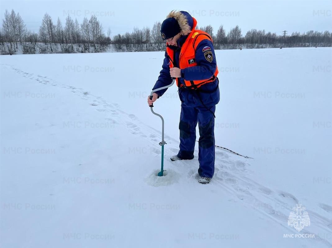 Из-за перепада температур лёд на костромских водоёмах стал ещё опасней