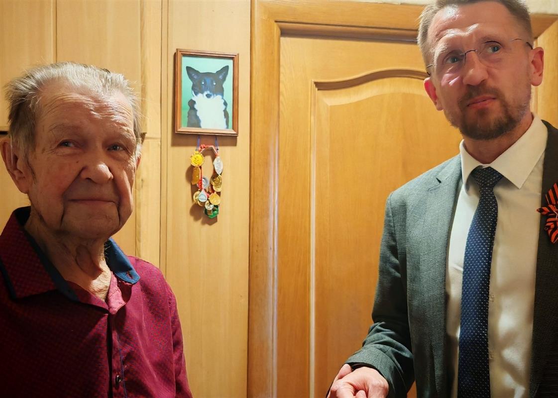 Костромские ветераны принимают поздравления с наступающим Днём Победы