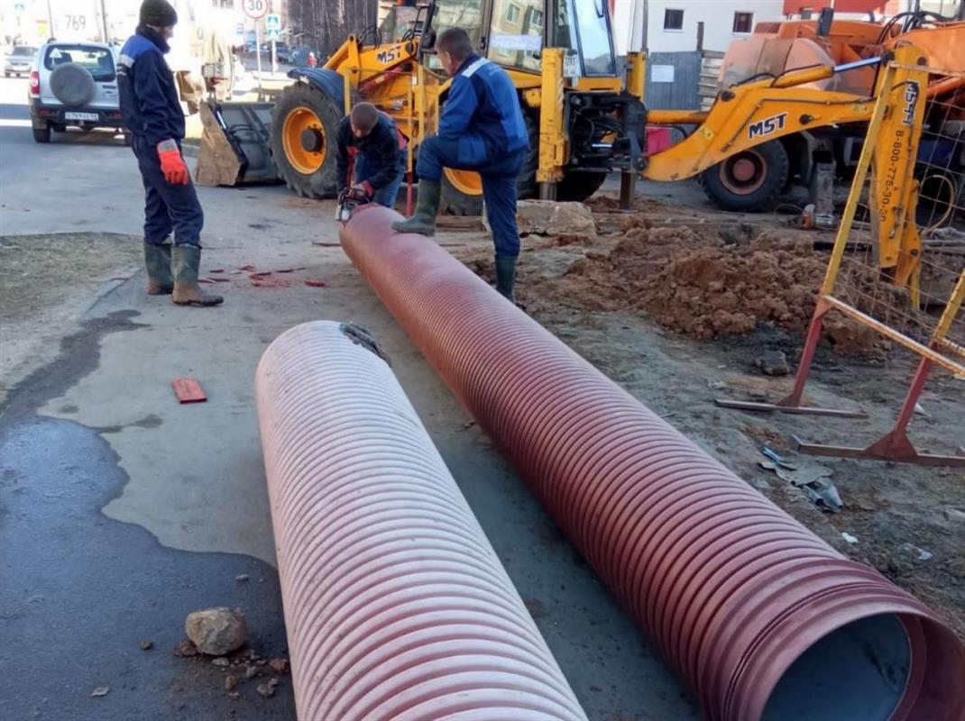 Новые сети ливневой канализации строят на улицах Костромы
