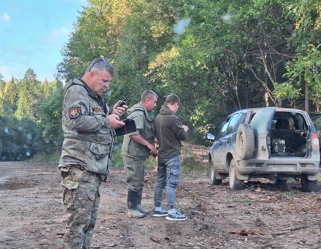 В Костромской области вторые сутки разыскивают пропавшего грибника 