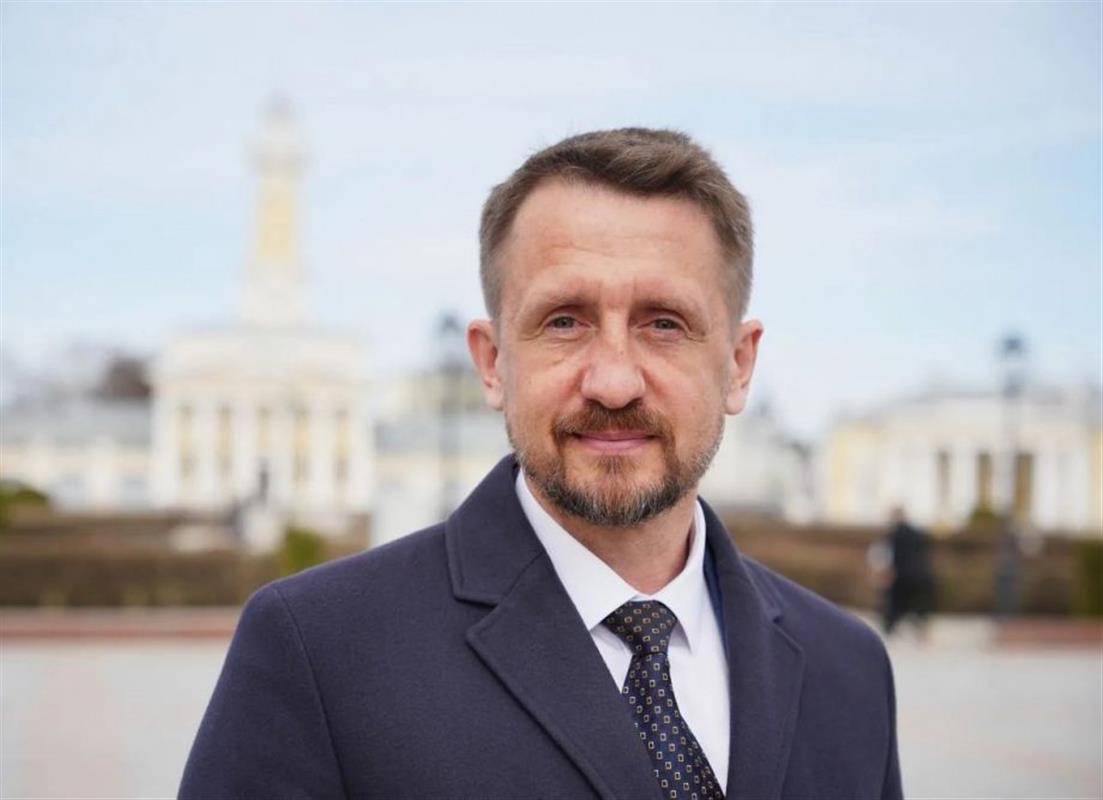 Глава Олег Болоховец поздравил костромичей с Днём Весны и Труда