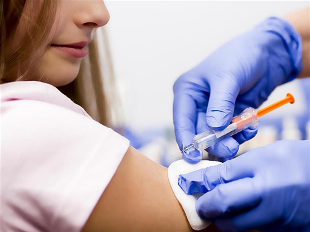 Прививки от гриппа сделали уже более 112 тысяч жителей Костромской области