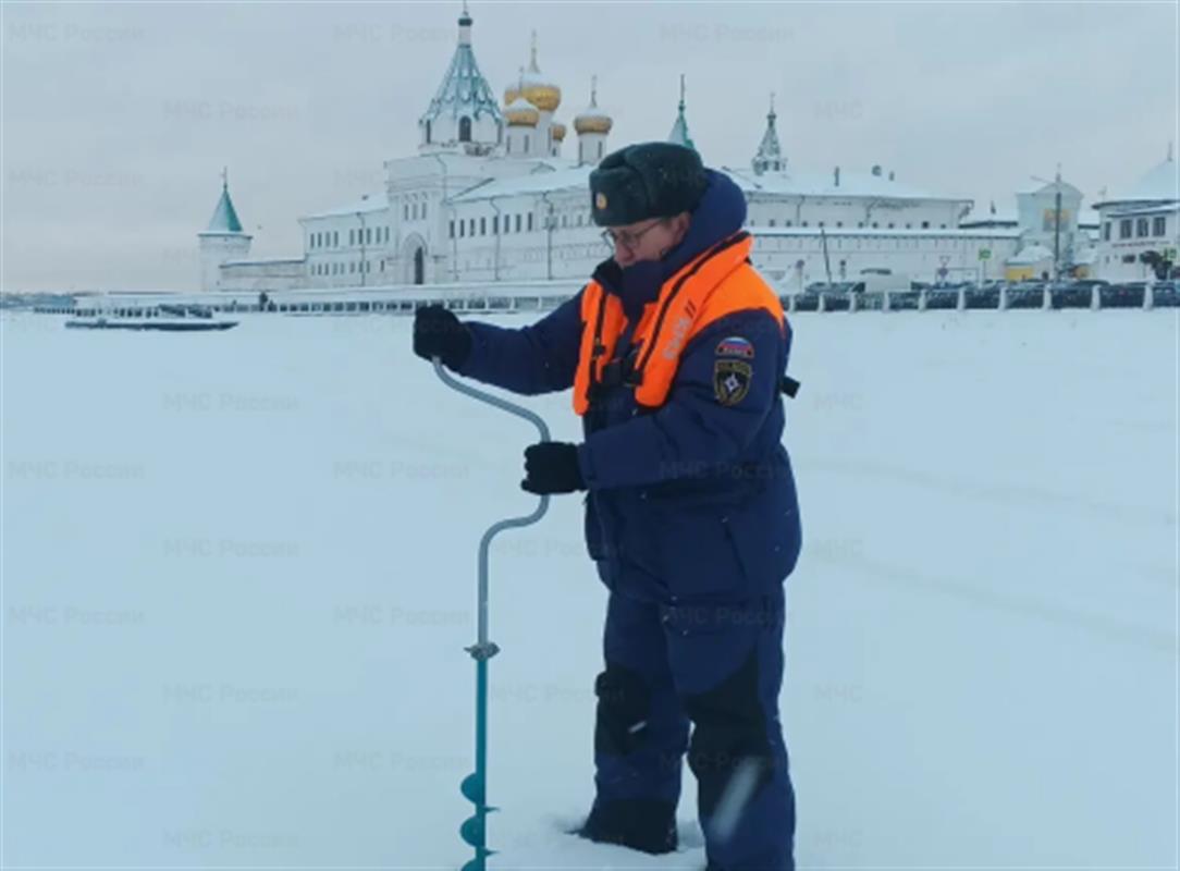 МЧС России: ледовая обстановка на костромских реках благоприятная для зимней рыбалки