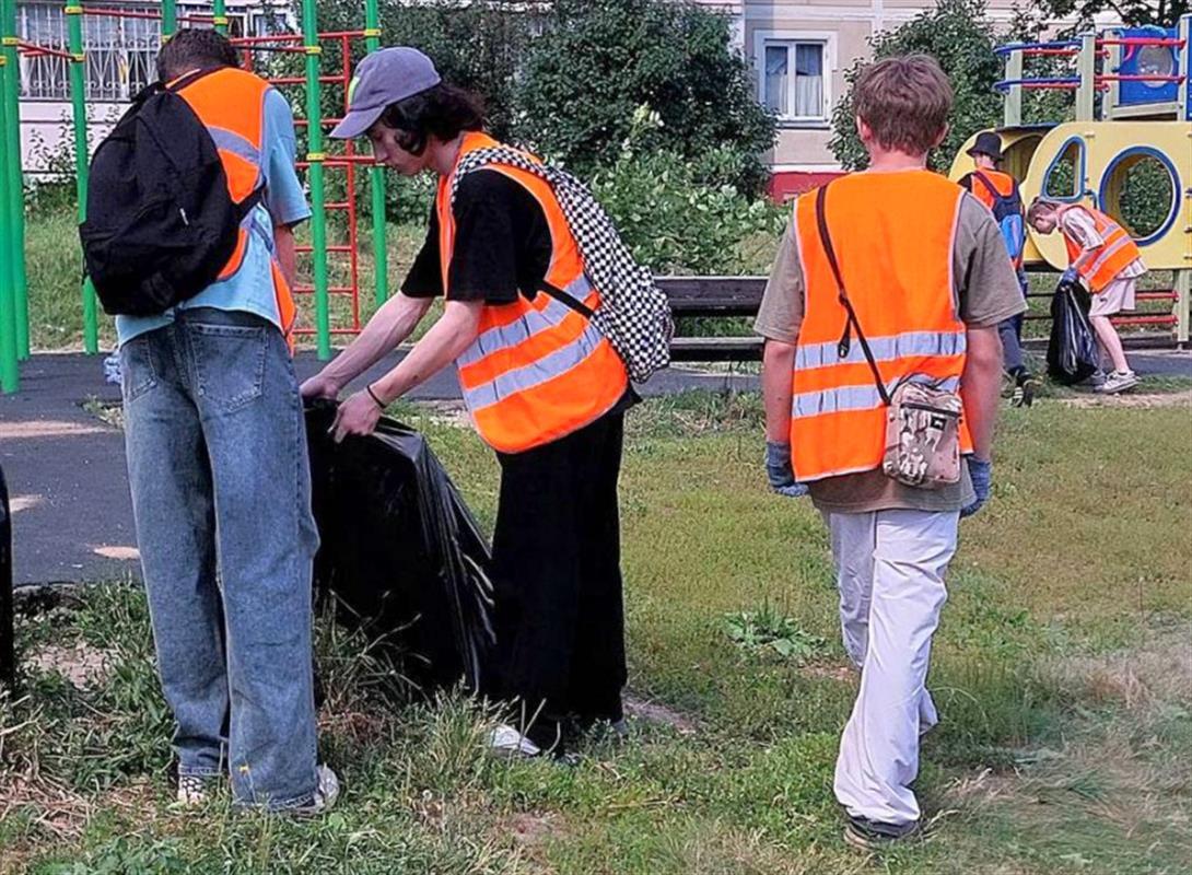Юные костромичи вступают в экологические отряды, чтобы сделать город чище